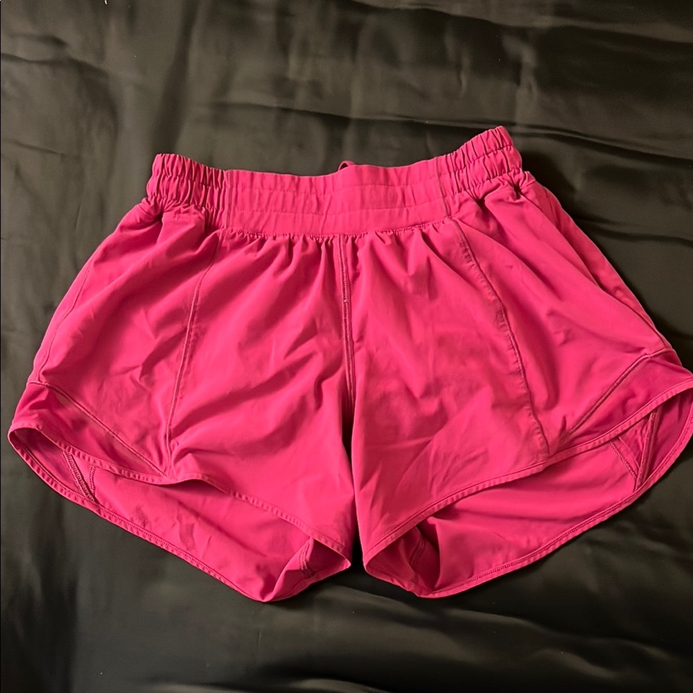 Lululemon Pink Hotty Hot Shorts -size 6 (4inch inseam)
